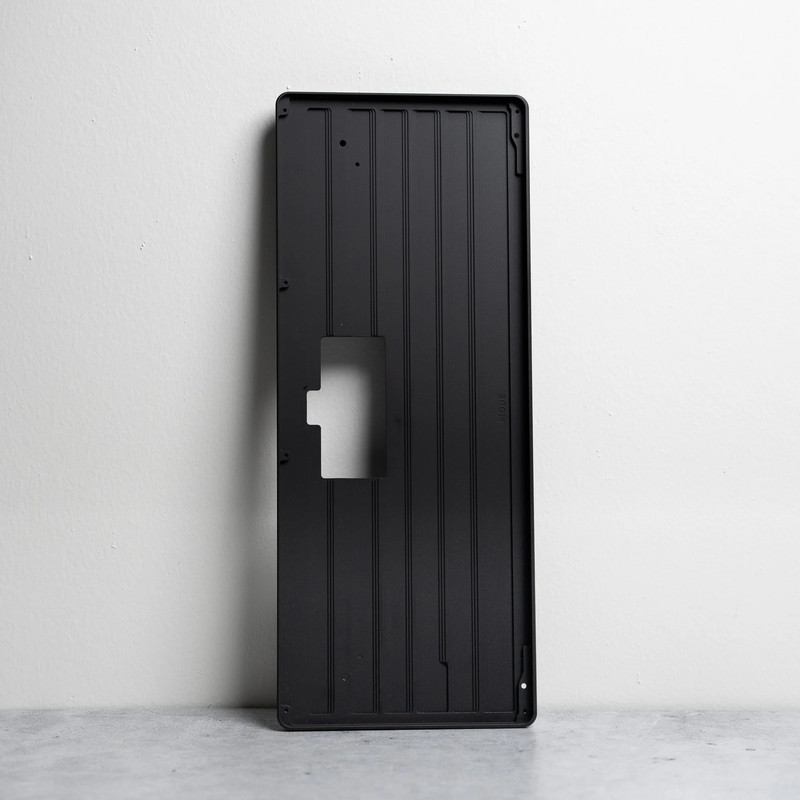 Loop Bottom Case - Finish:Black